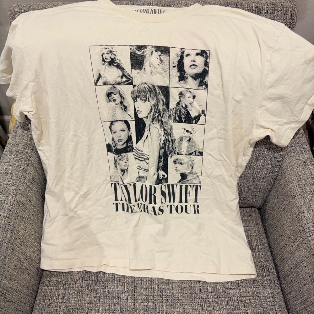 Taylor Swift Cream Graphic Tee